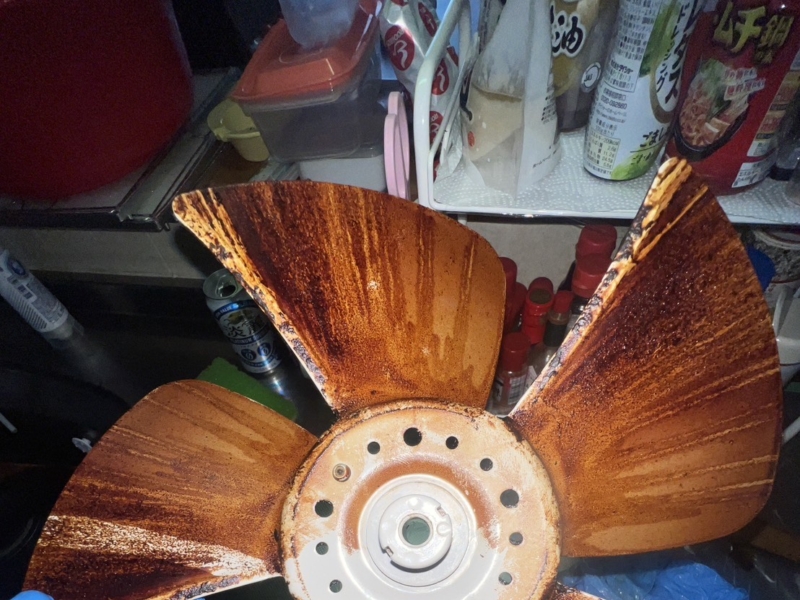 施工事例｜換気扇（プロペラタイプ）クリーニング